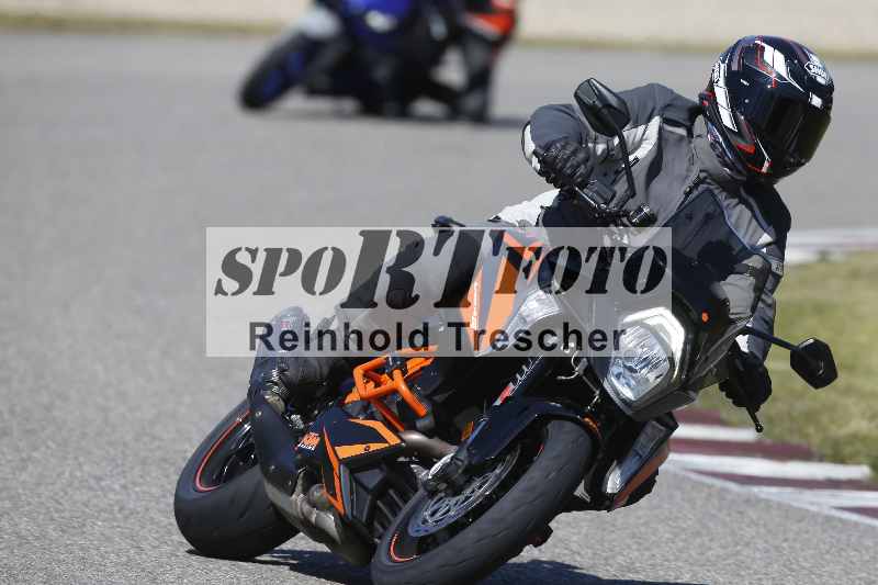 /01 02.04.2026 MAZ ADR/Gruppe rot/unklar